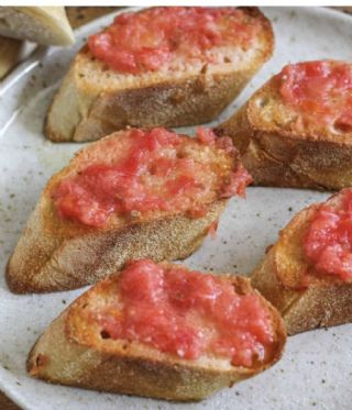 Pan Con Tomate image