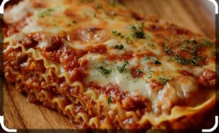 Moms Lasagna (its a fill you up kind of lasagna) image